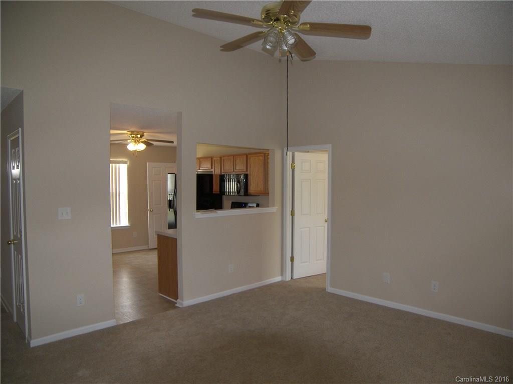 6510 Sunman Road Charlotte, NC 28216 - Photo 6 of 19 Gallery Image 6