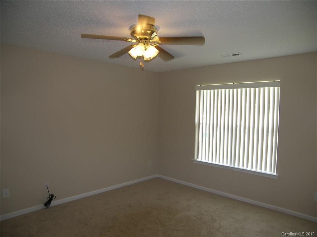 6510 Sunman Road Charlotte, NC 28216 - Photo 7 of 19 Gallery Image 7
