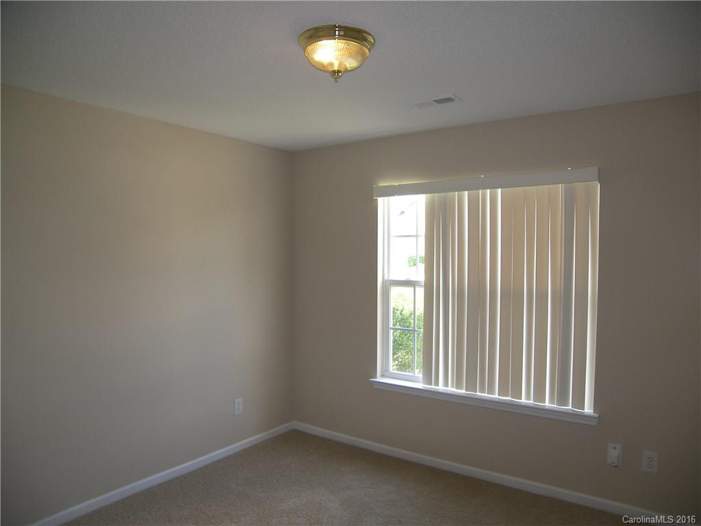 6510 Sunman Road Charlotte, NC 28216 - Photo 9 of 19 Gallery Image 9