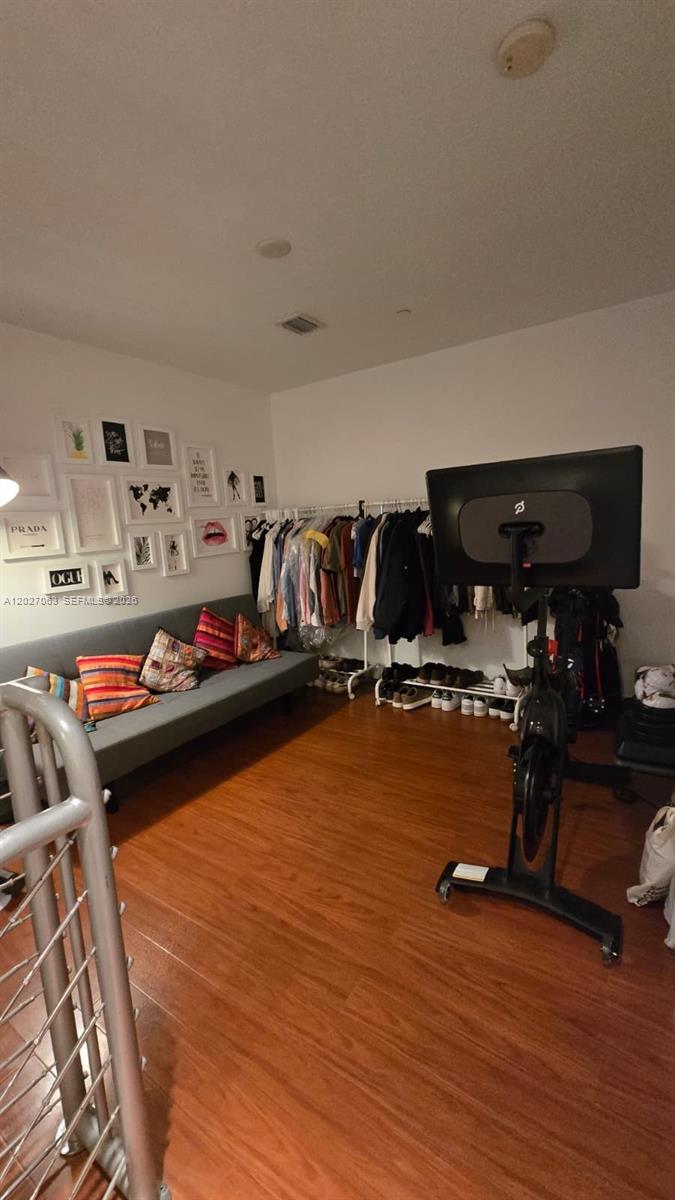 1050 Brickell Avenue, Unit 816 Miami, FL 33131 - Photo 3 of 7