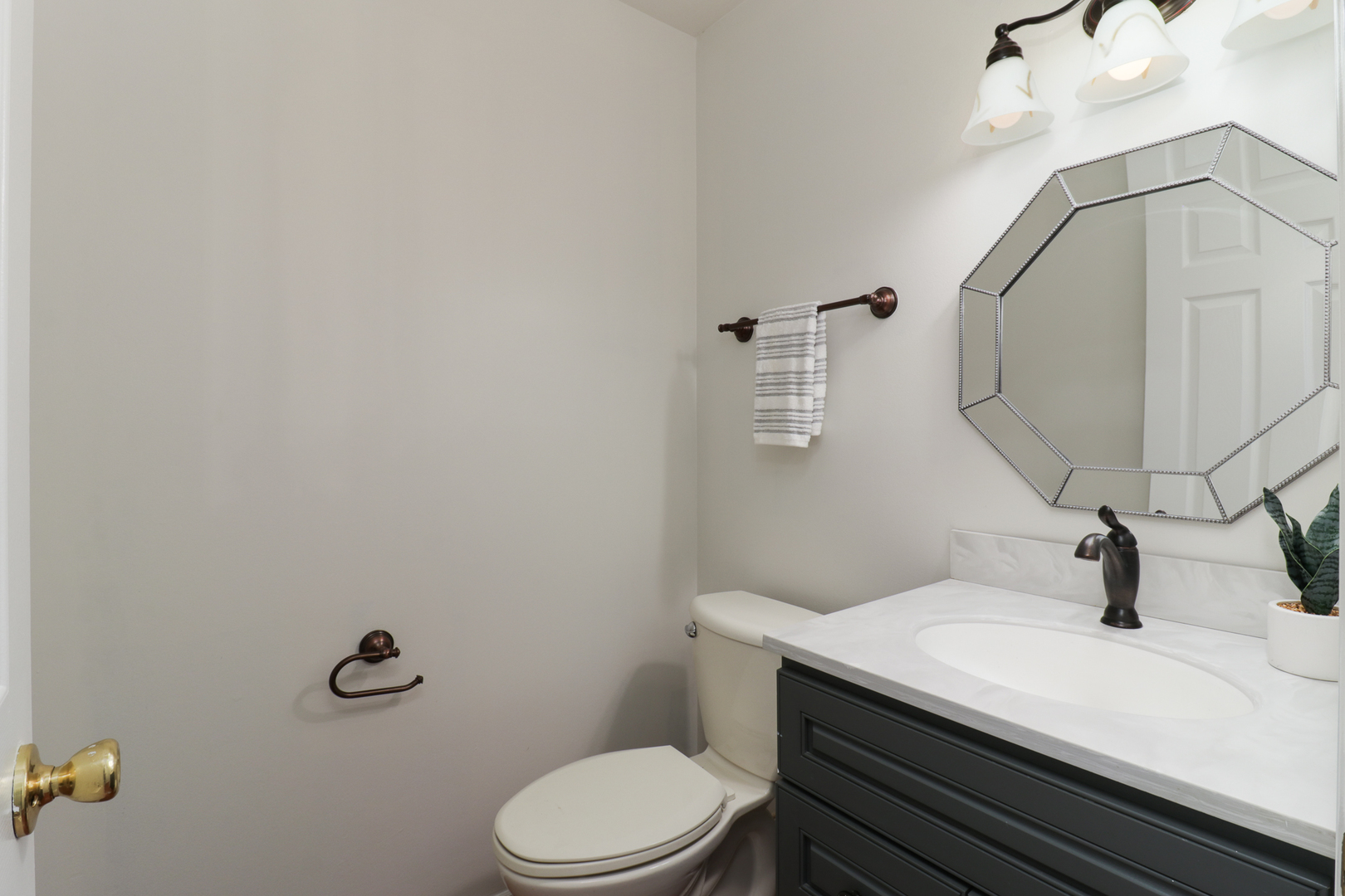 1510 Dover Road Bloomington, IL 61704 - Photo 21 of 43 Gallery Image 21