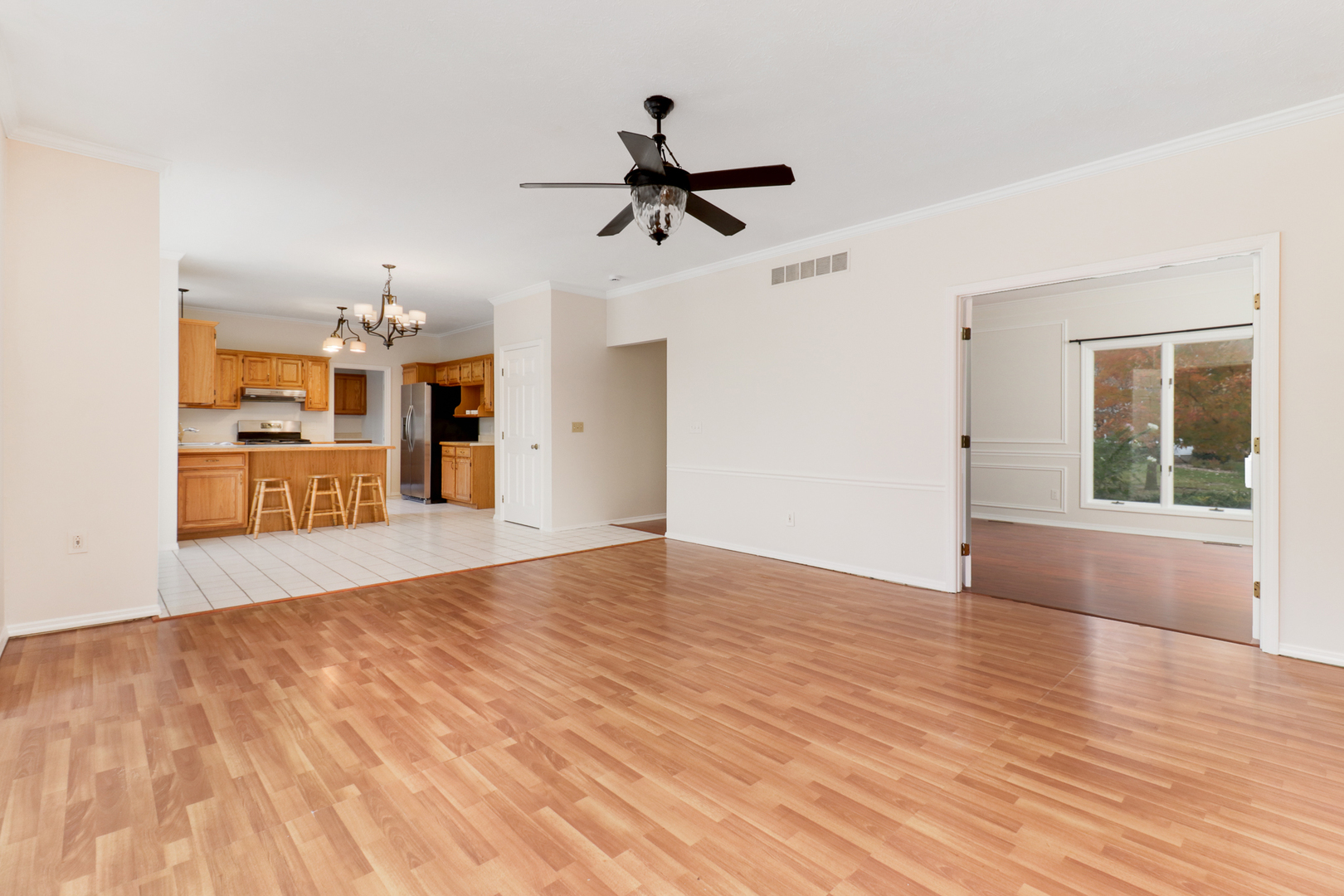 1510 Dover Road Bloomington, IL 61704 - Photo 10 of 43 Gallery Image 10