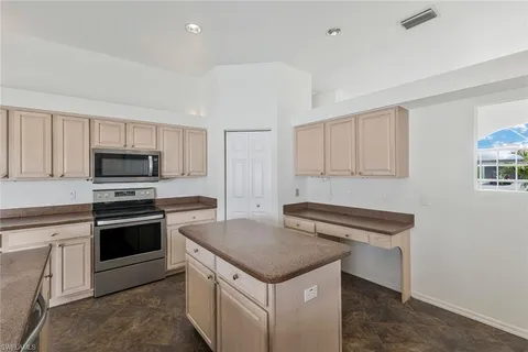 $450,000 | 1728 Northwest 7th Avenue, Cape Coral, FL 33993