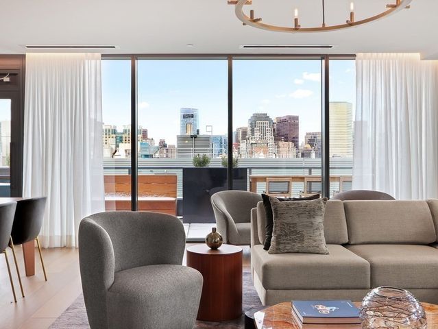 $1,298,000 | 380 Harrison Avenue, Unit PH1D, Boston, MA 02118