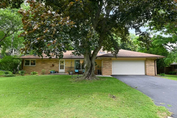 $525,000 | 2400 West Apple Tree Road, Glendale, WI 53209