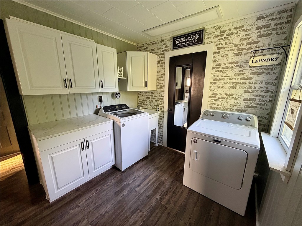 2048 Ridge Road Ontario, NY 14519 - Photo 17 of 47 1st floor laundry