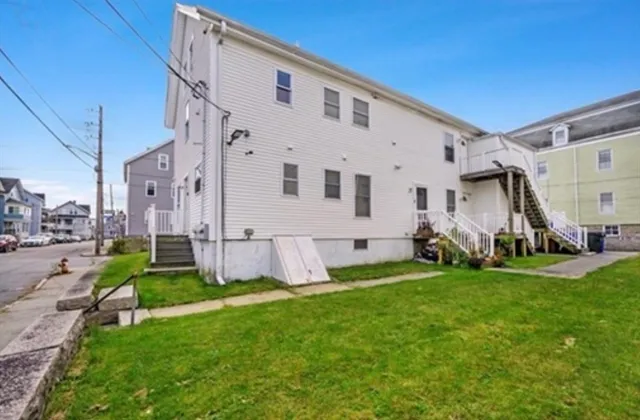 $1,600 | 151 Whipple Street, Unit 1, Fall River, MA 02721