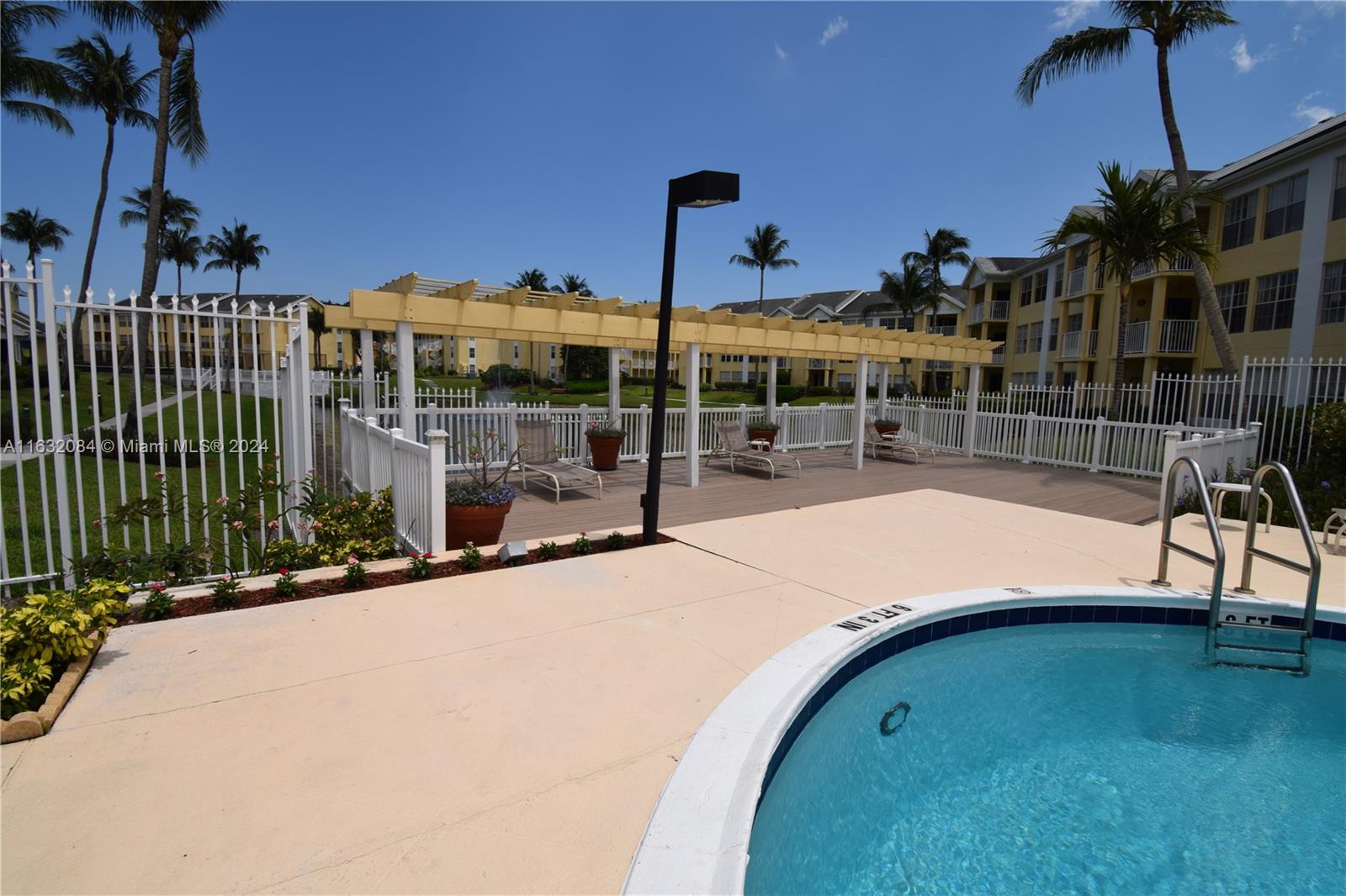 6324 La Costa Drive, Unit J Boca Raton, FL 33433 - Photo 38 of 53
