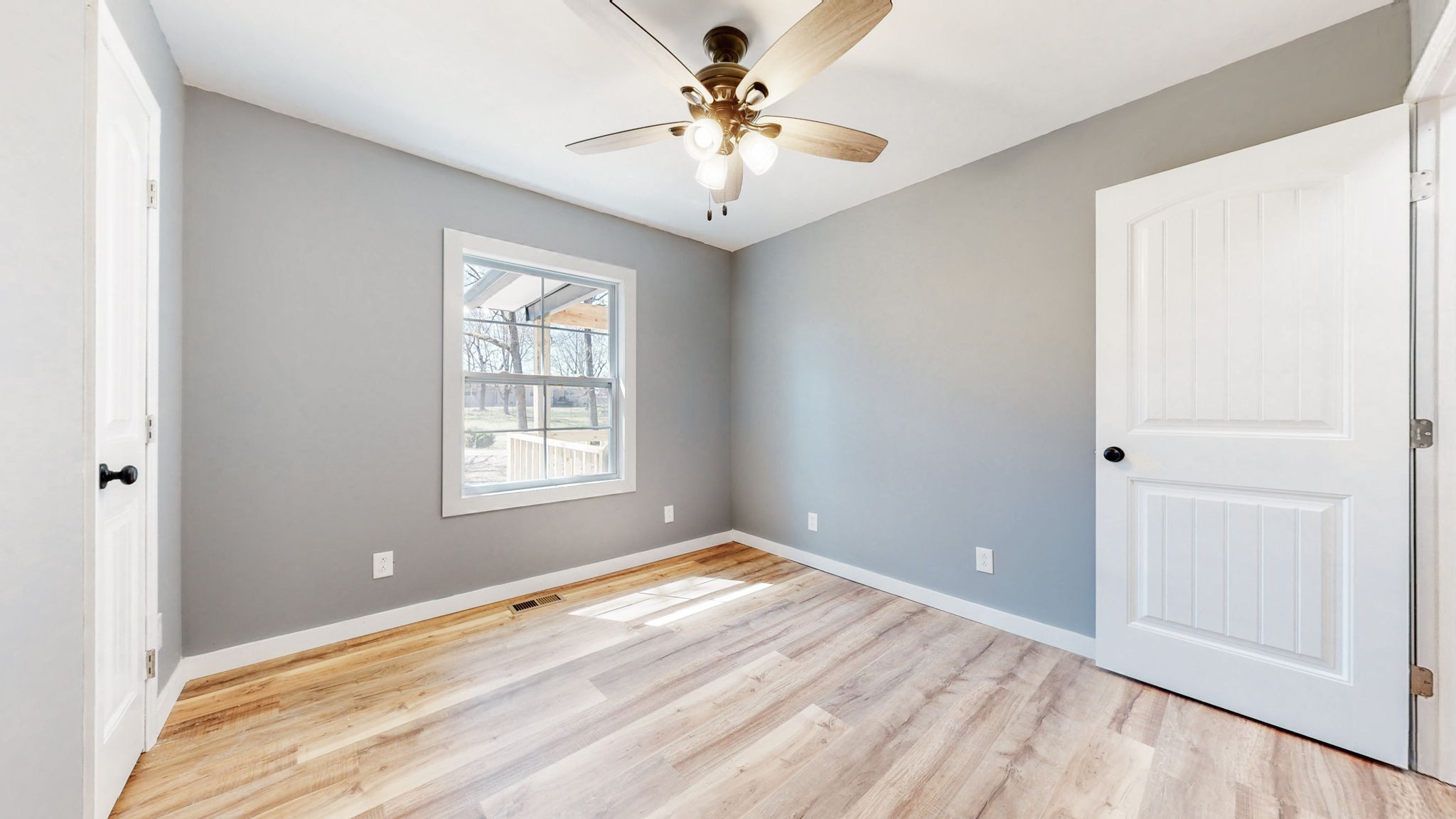 240 Myers Road Winchester, TN 37398 - Photo 17 of 46 a view of empty room with window