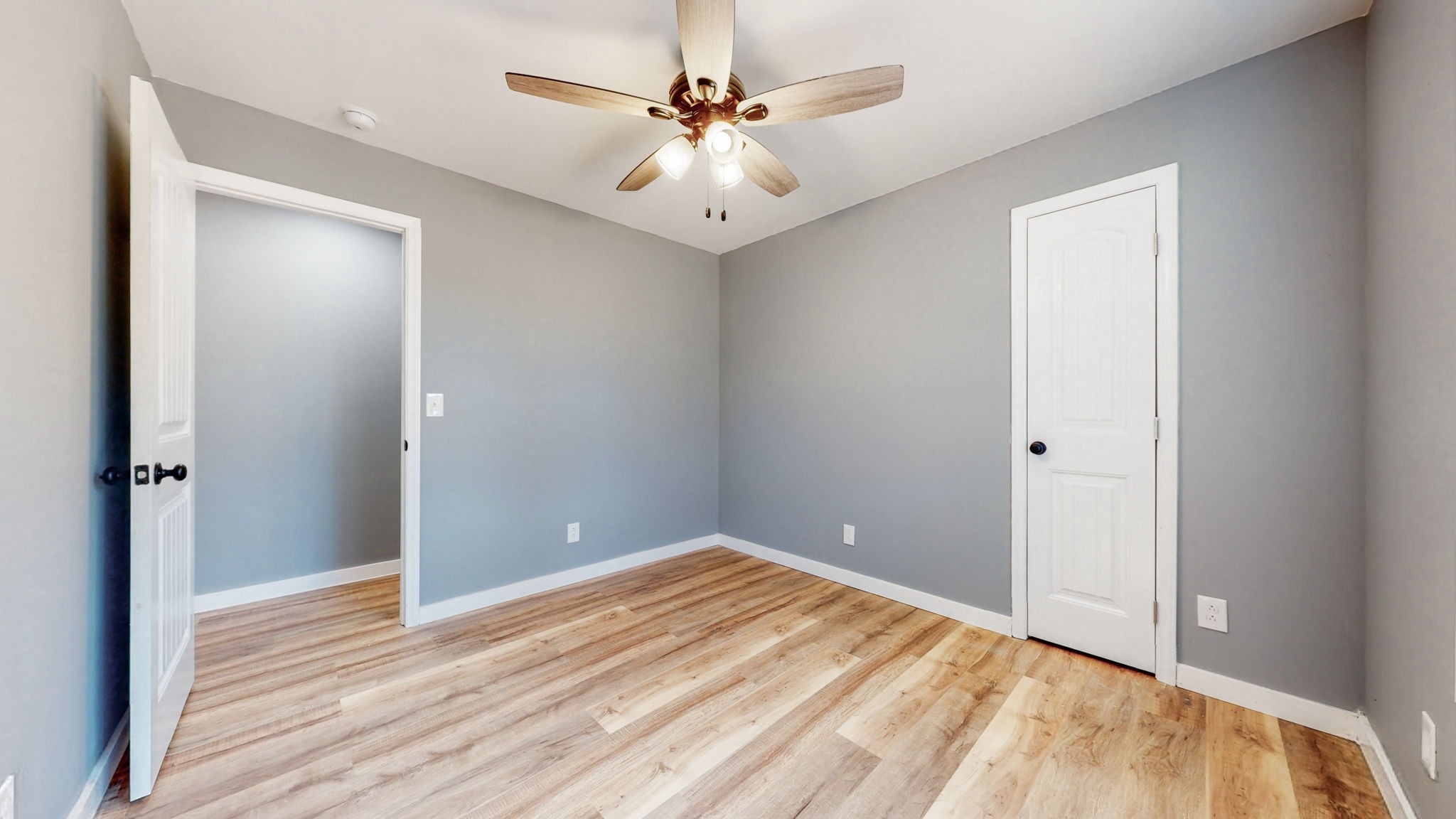 240 Myers Road Winchester, TN 37398 - Photo 19 of 46 a view of a room with a ceiling fan