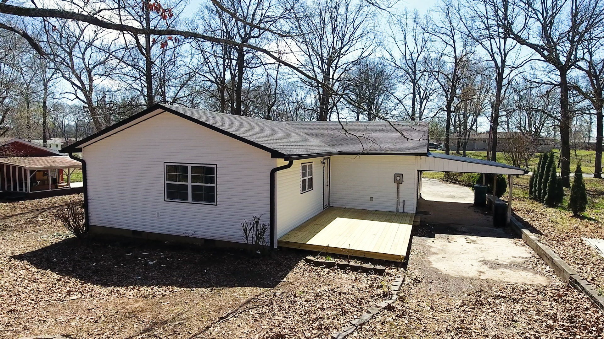 240 Myers Road Winchester, TN 37398 - Photo 42 of 46 a front view of a house with a yard