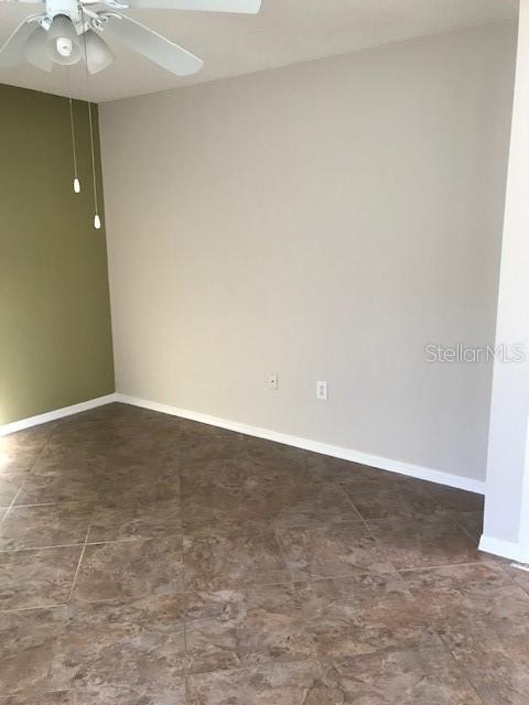 207 Abigail Road Plant City, FL 33563 - Photo 4 of 8