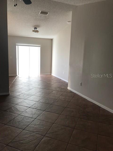 207 Abigail Road Plant City, FL 33563 - Photo 6 of 8