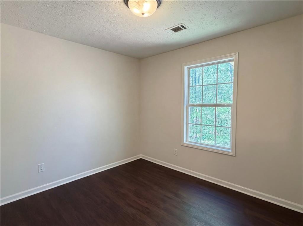 40 Cranbrook Court Covington, GA 30016 - Photo 12 of 33