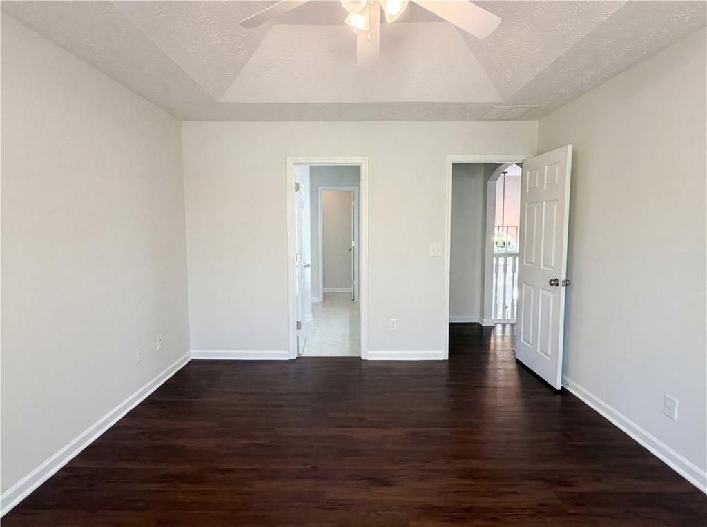 40 Cranbrook Court Covington, GA 30016 - Photo 4 of 33