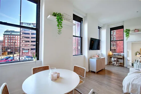 $499,000 | 32 Custom House Street, Unit 201, Providence, RI 02903