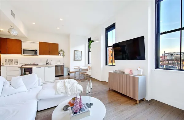 $499,000 | 32 Custom House Street, Unit 201, Providence, RI 02903