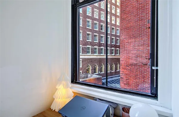 $499,000 | 32 Custom House Street, Unit 201, Providence, RI 02903