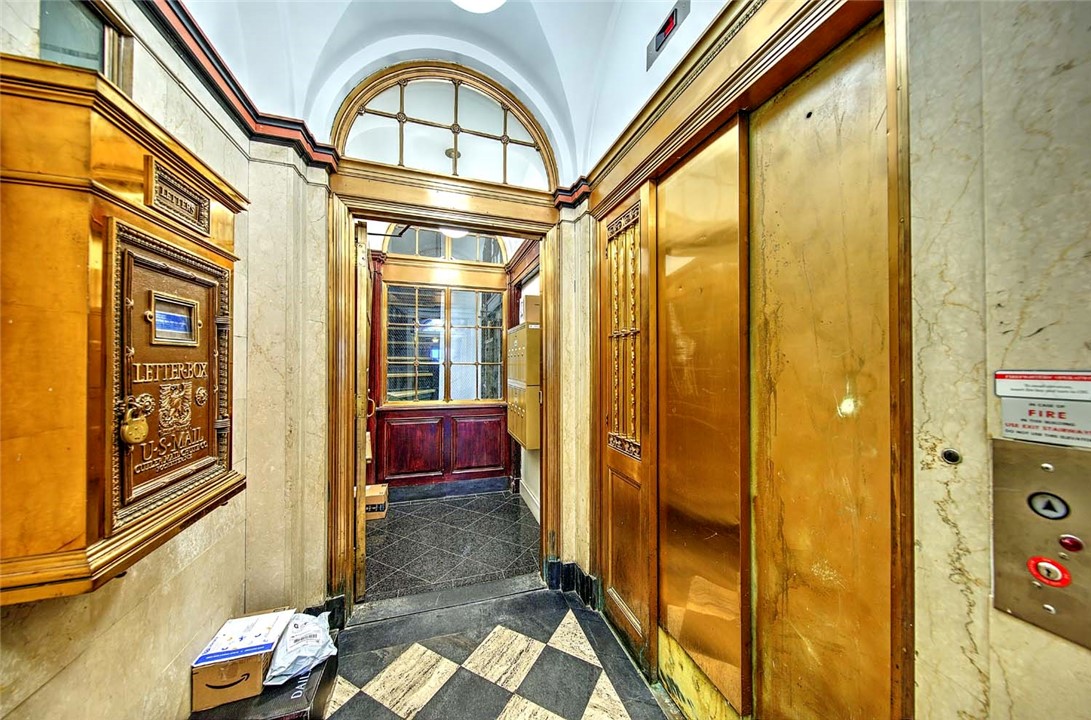 32 Custom House Street, Unit 201 Providence, RI 02903 - Photo 5 of 30