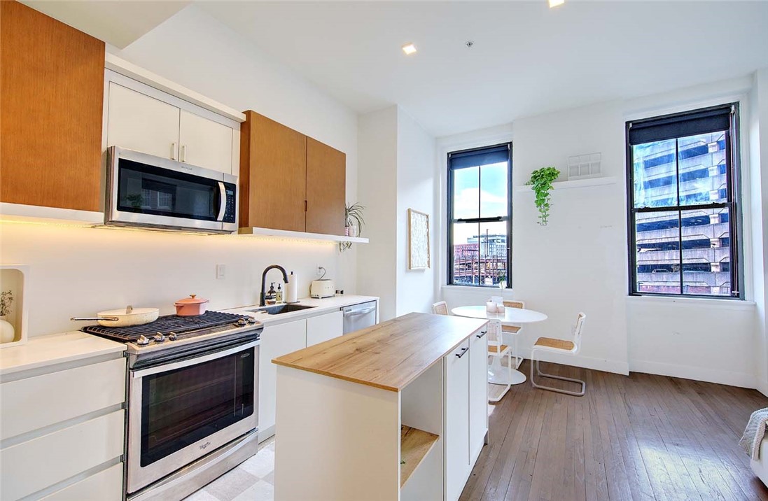 32 Custom House Street, Unit 201 Providence, RI 02903 - Photo 10 of 30