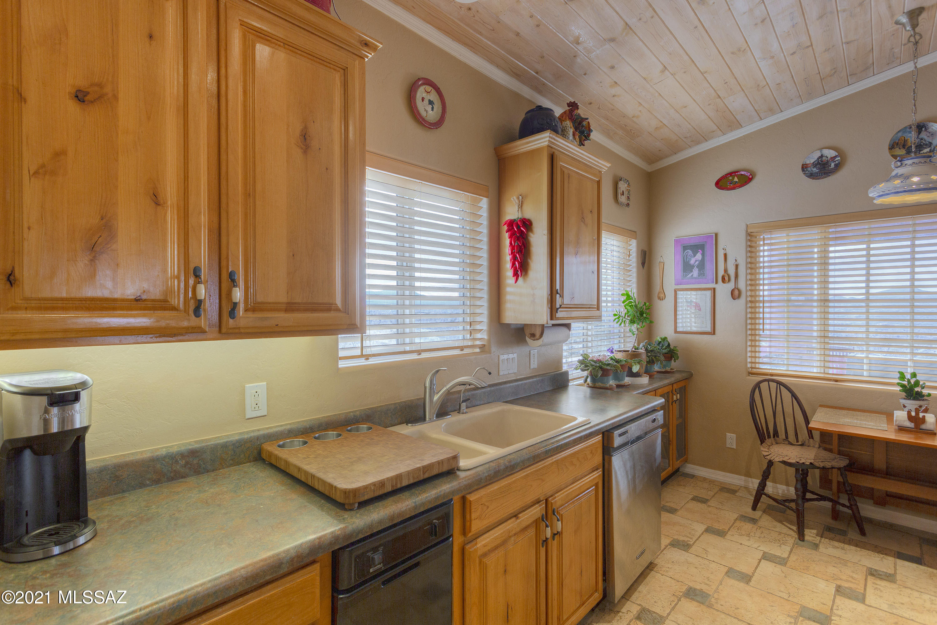 299 Paseo Mascota Rio Rico, AZ 85648 - Photo 12 of 49