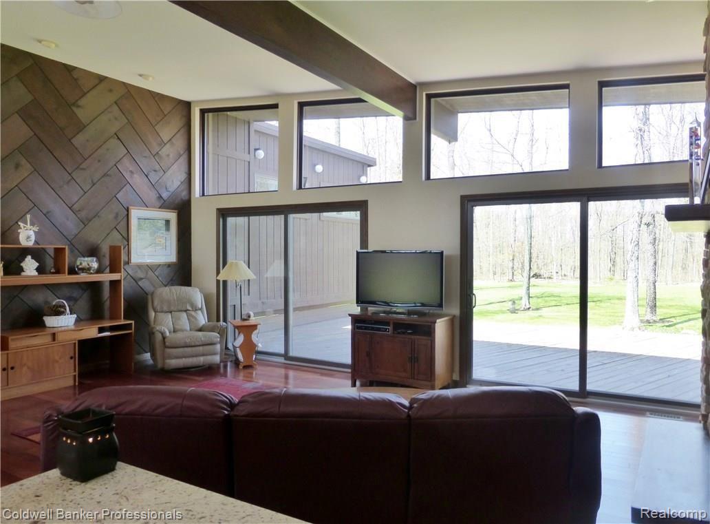 12630 Scott Road Davisburg, MI 48350 - Photo 13 of 58 13.JPG