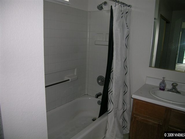 635 Talus Way Reno, NV 89503 - Photo 8 of 9 Photo 8