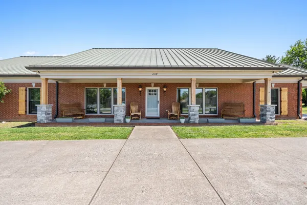 $775,000 | 402 Fairway Trail, Springfield, TN 37172
