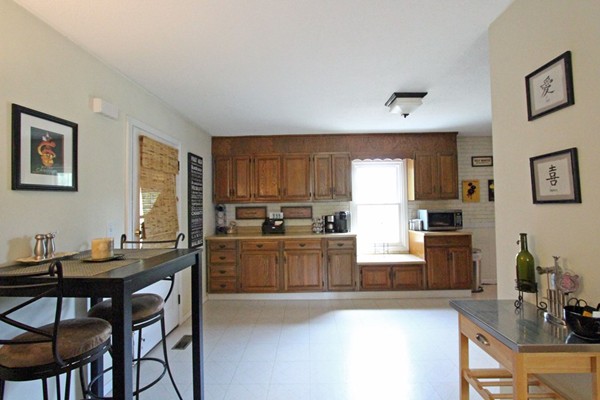 172 State Road Whately, MA 01373 - Photo 6 of 21 Gallery Image 6
