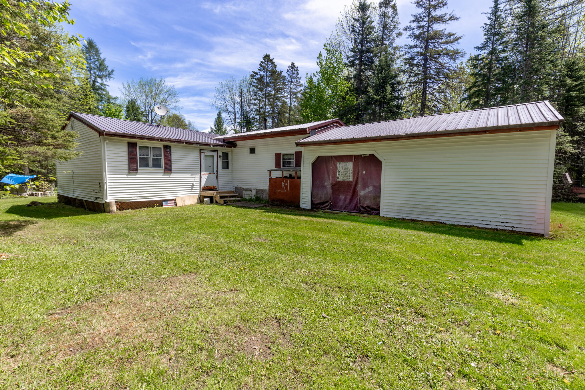 89 Dill Road Stetson, ME 04488 - Photo 6 of 35 20260521-_MG_4698-HDR
