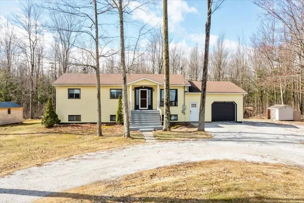 $479,000 | 3915 Lower Newton Road, St. Albans Town, VT 05488