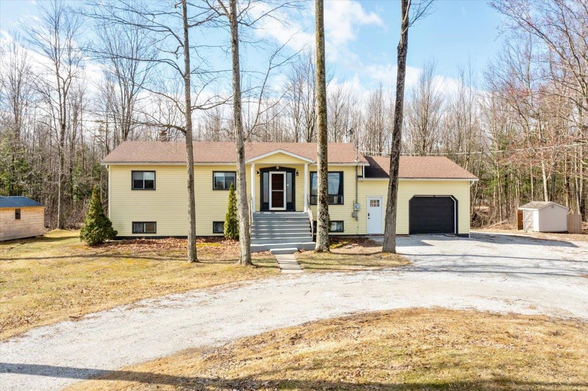 3915 Lower Newton Road St. Albans Town, VT 05488 - Photo 1 of 44