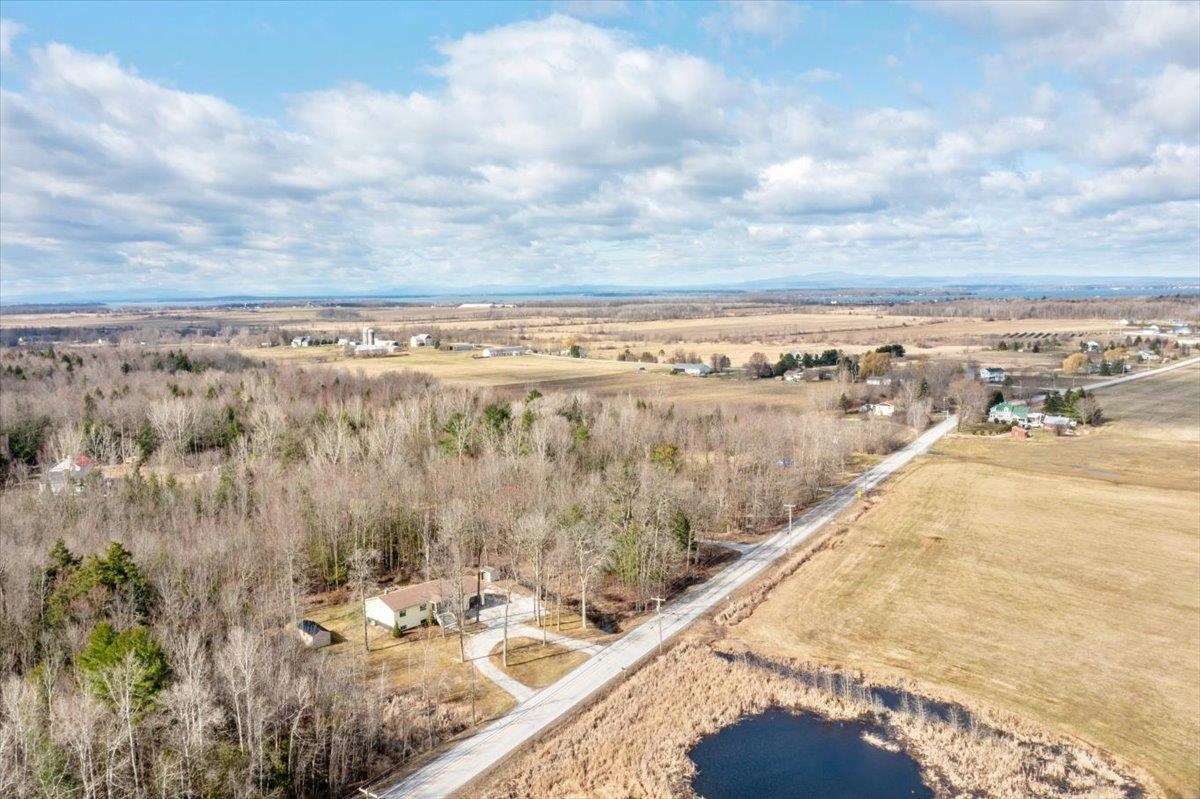 3915 Lower Newton Road St. Albans Town, VT 05488 - Photo 13 of 44