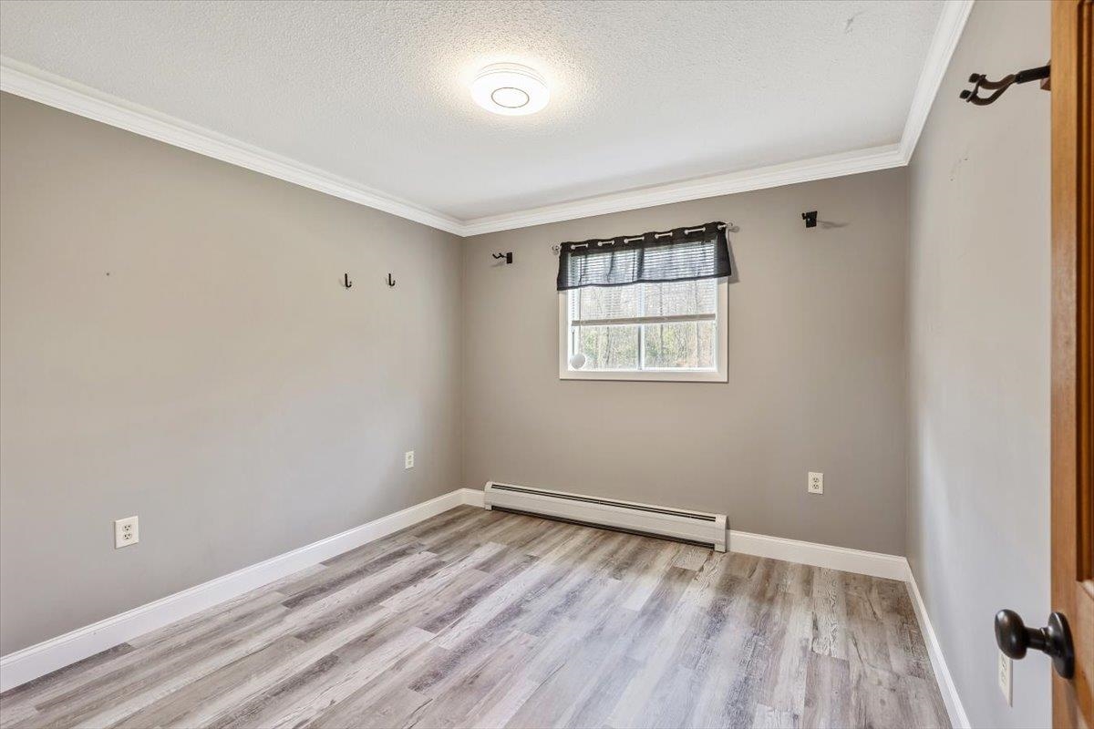 3915 Lower Newton Road St. Albans Town, VT 05488 - Photo 20 of 44