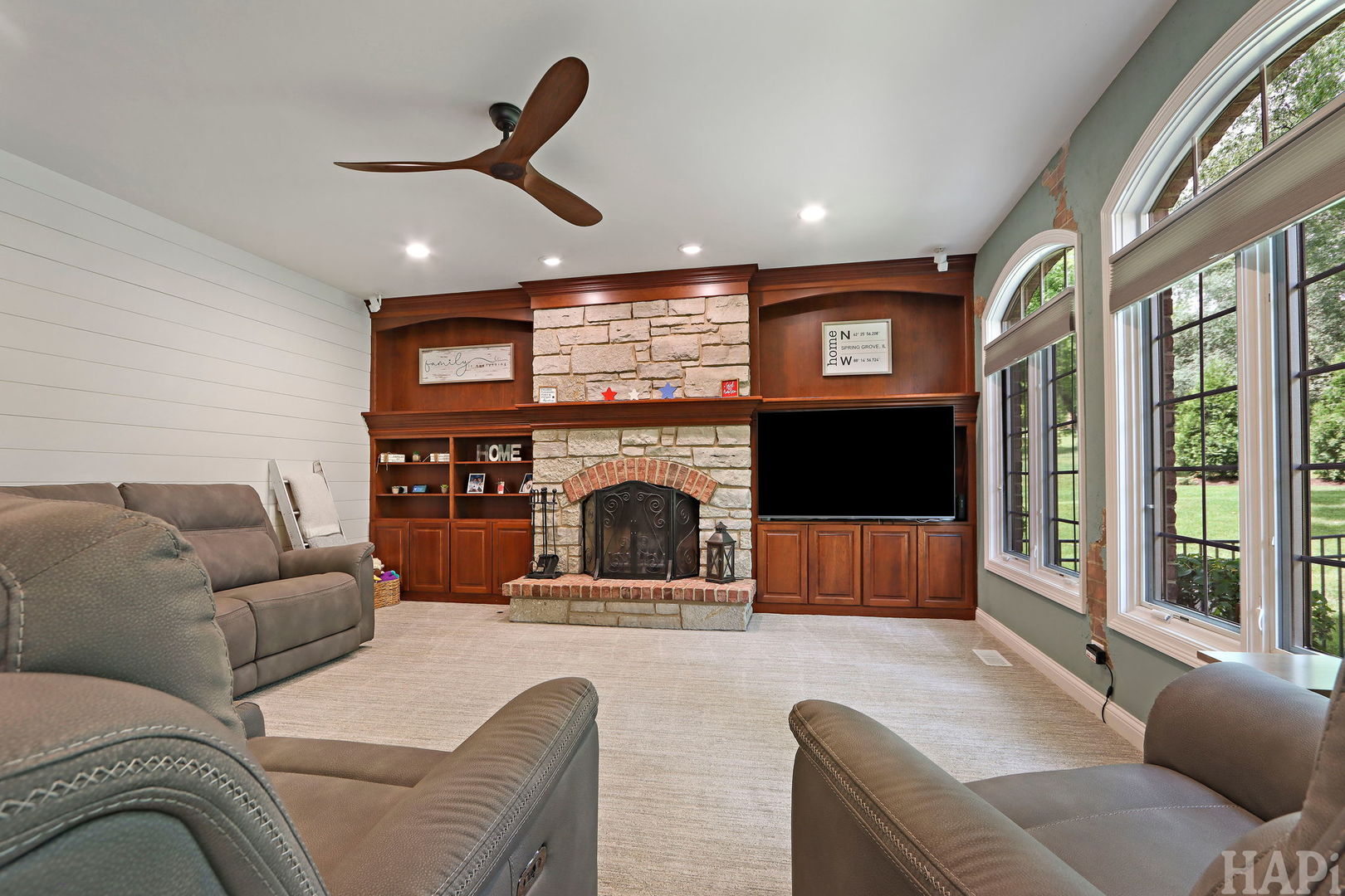 2601 Rolling Oaks Road Spring Grove, IL 60081 - Photo 8 of 26