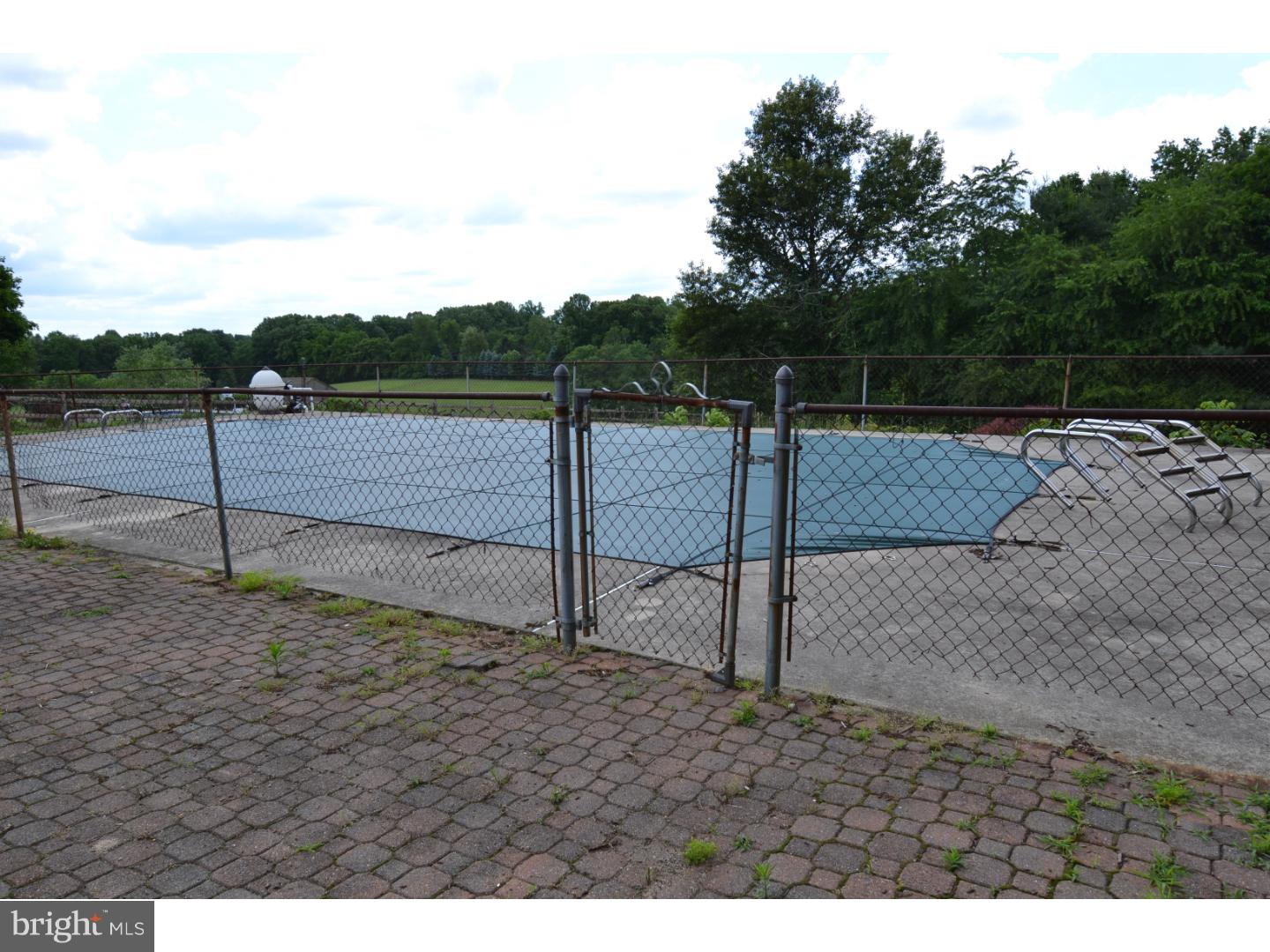 167 Baker Road Coatesville, PA 19320 - Photo 18 of 23 Pool