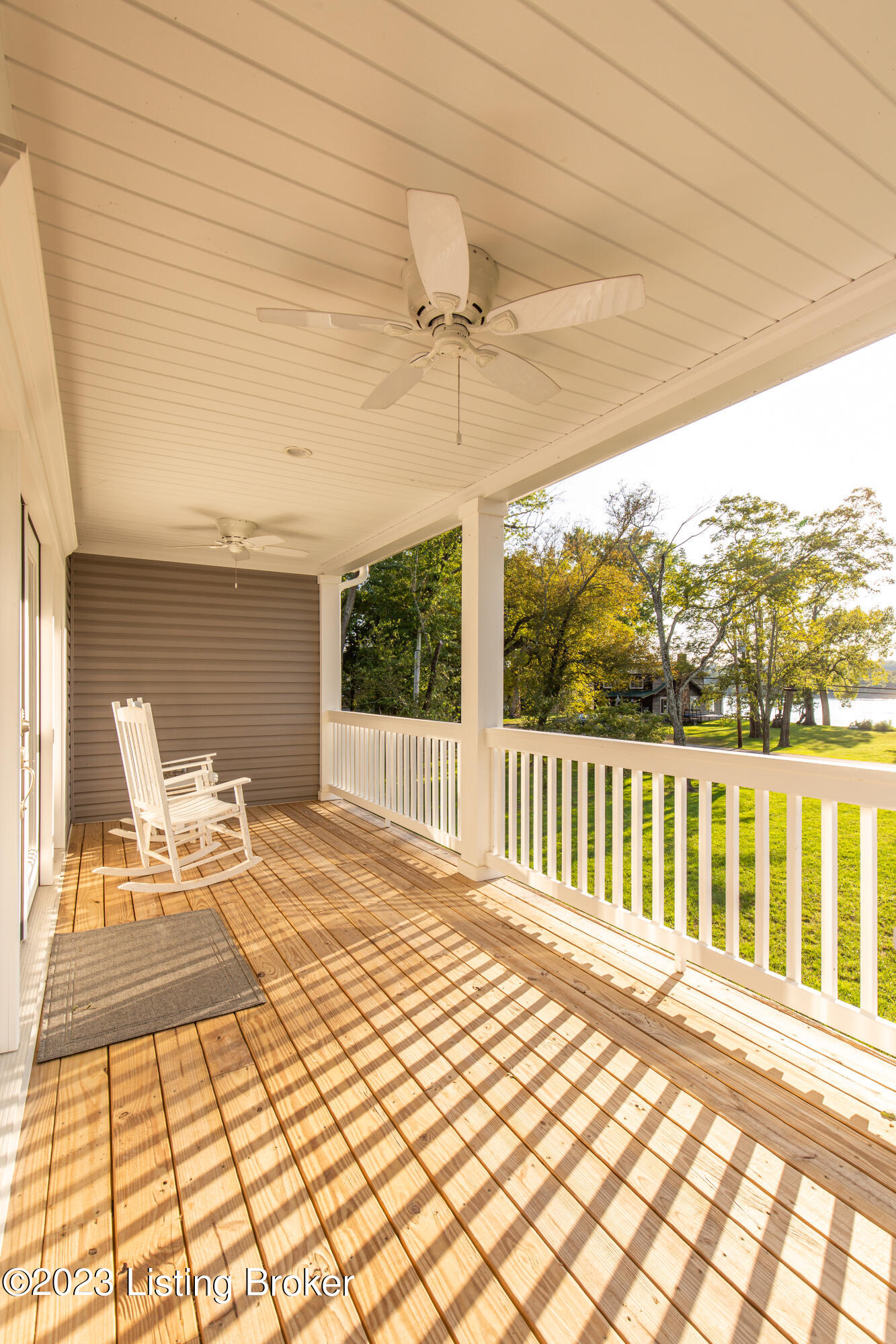 2901 Belknap Beach Road Prospect, KY 40059 - Photo 2 of 49 Belknap_Beach_Road-exteriors-19