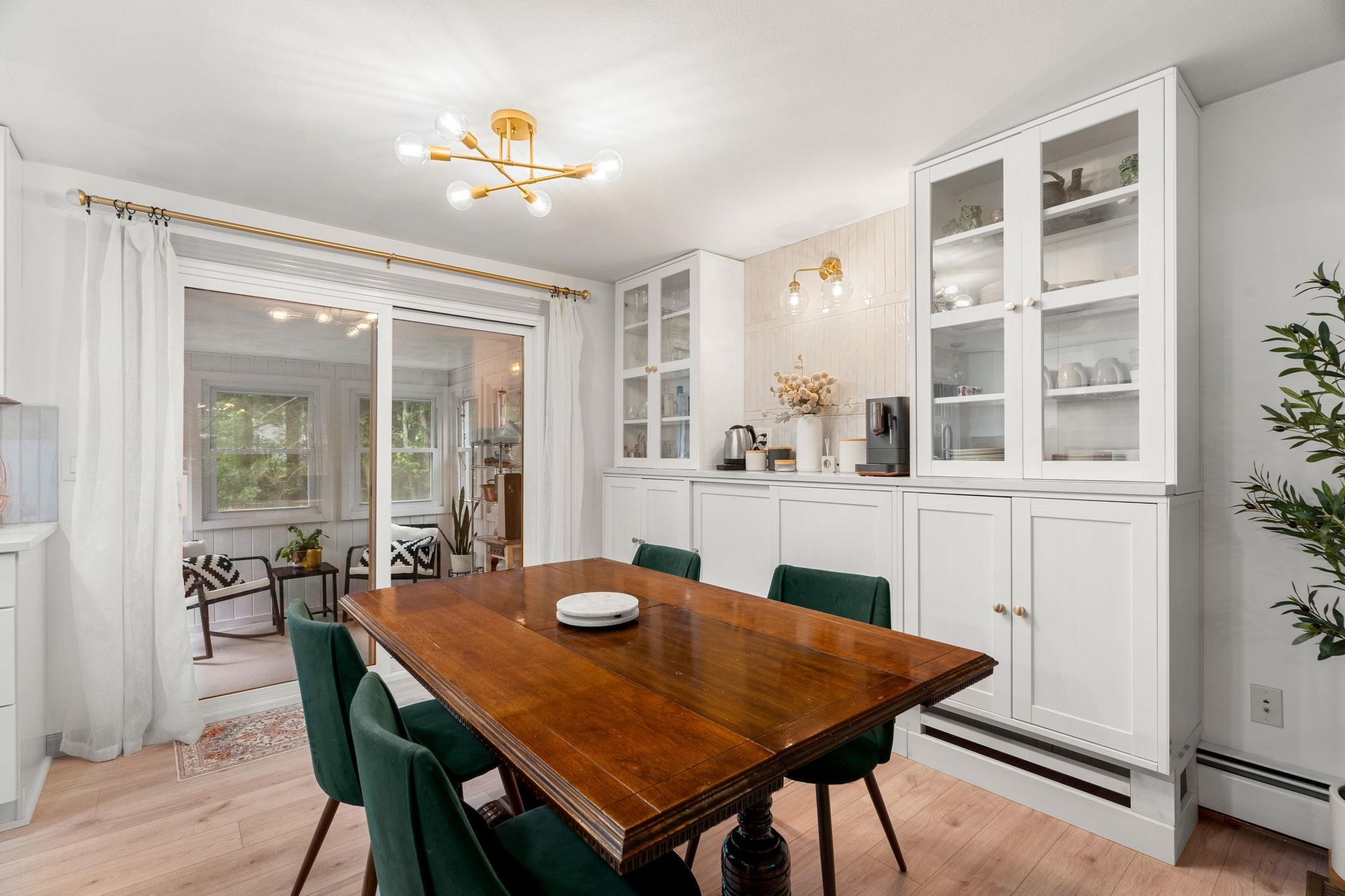 122 Exeter Road Hampton, NH 03842 - Photo 6 of 41