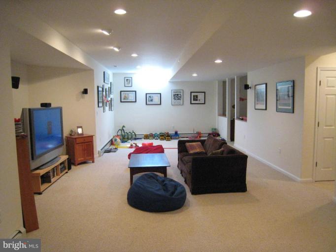 4843 Solomons Island Road Lothian, MD 20711 - Photo 16 of 18 Recreation Room