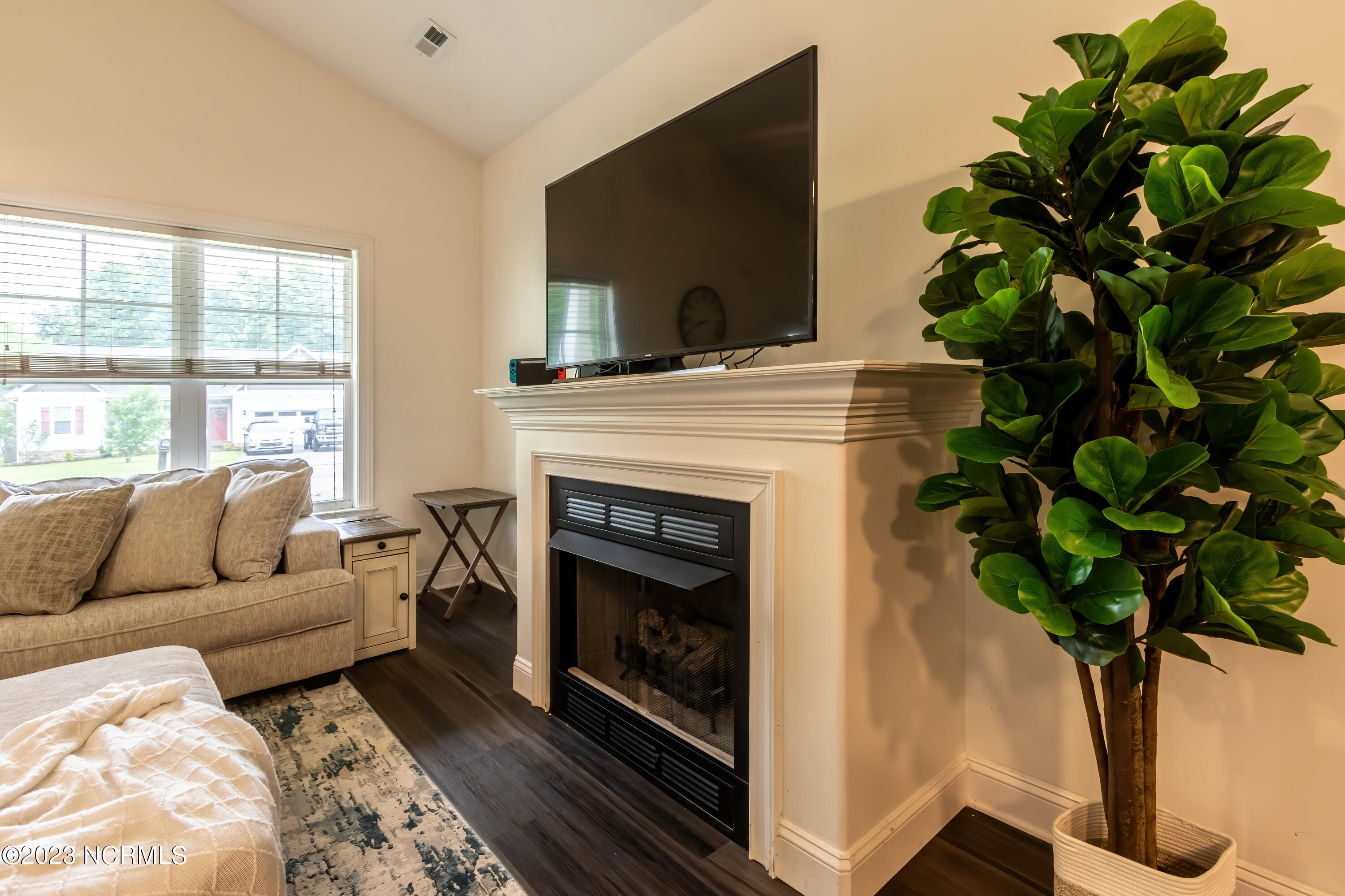 146 Hawks Point Road Jacksonville, NC 28540 - Photo 27 of 43 DF (26 of 42)