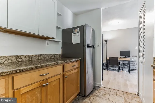 $1,900 | 4600 South Four Mile Run Drive, Arlington, VA 22204