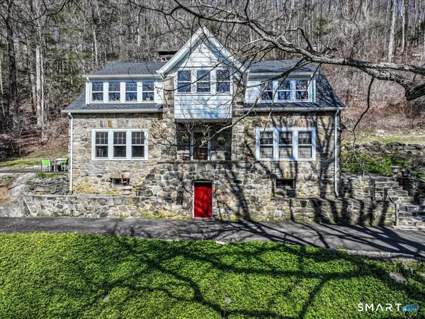 $719,900 | 363 State Route 37, Sherman, CT 06784