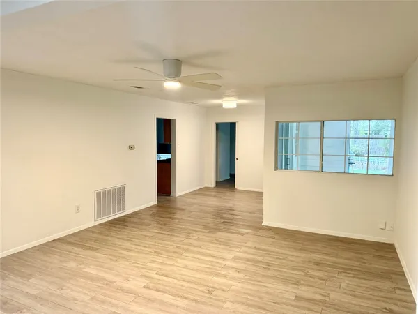 $2,695 | 3914 Ella Boulevard, Houston, TX 77018