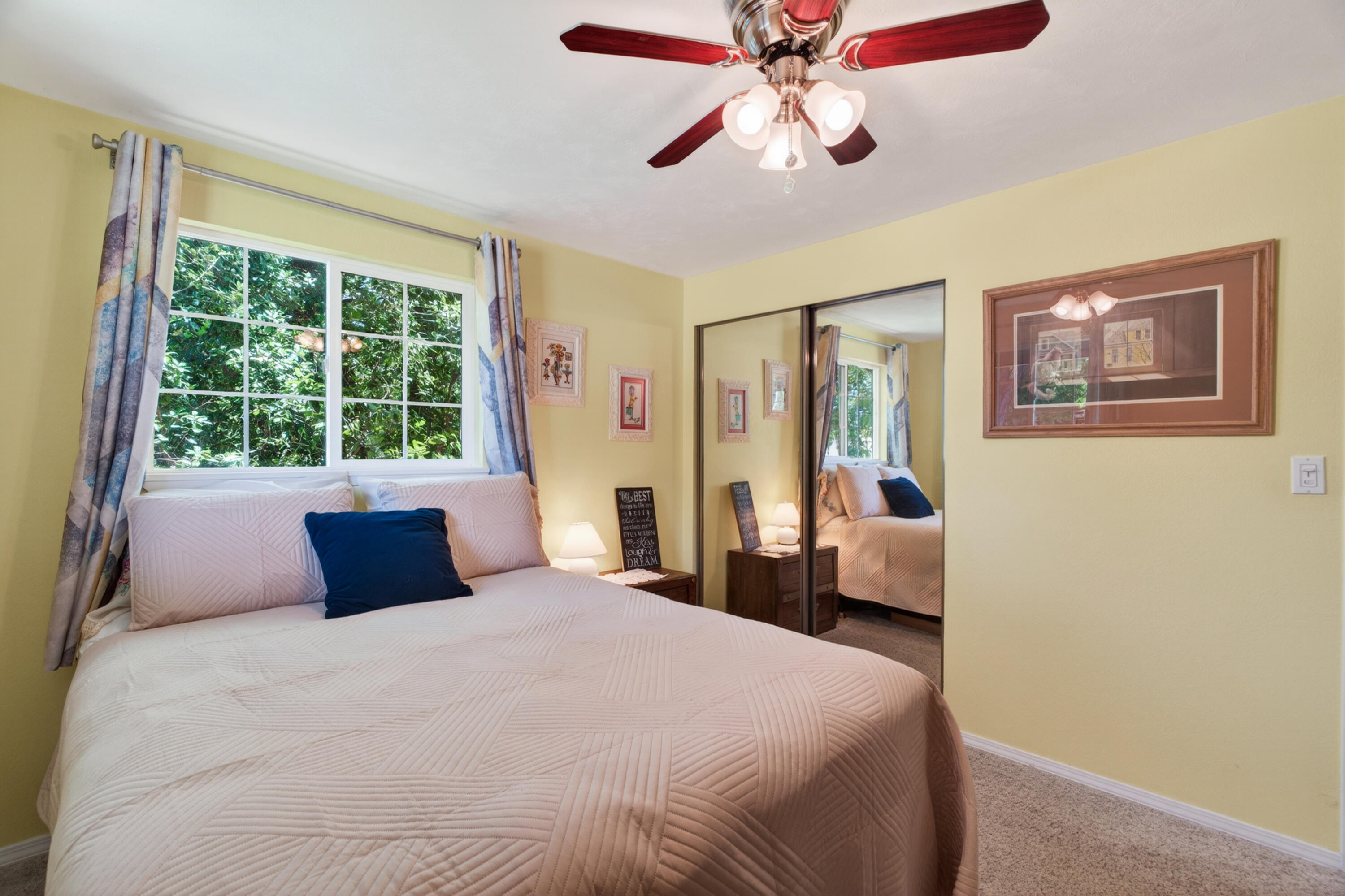 1439 Harpole Road Redding, CA 96002 - Photo 19 of 30 Bedroom 2