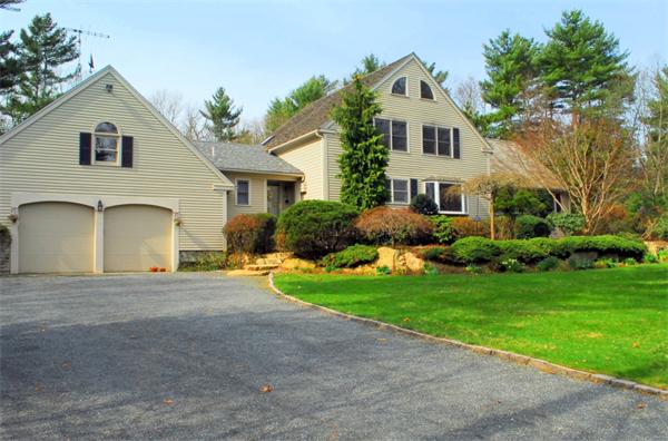 44 Indian Cove Road Marion, MA 02738 - Photo 1 of 10 Gallery Image 1