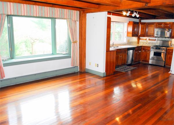 44 Indian Cove Road Marion, MA 02738 - Photo 4 of 10 Gallery Image 4