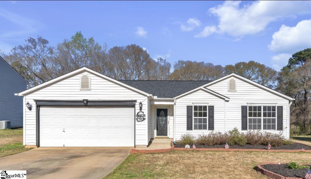 44 Reedy River Way Greenville, SC 29605 - Photo 1 of 32 Gallery Image 1