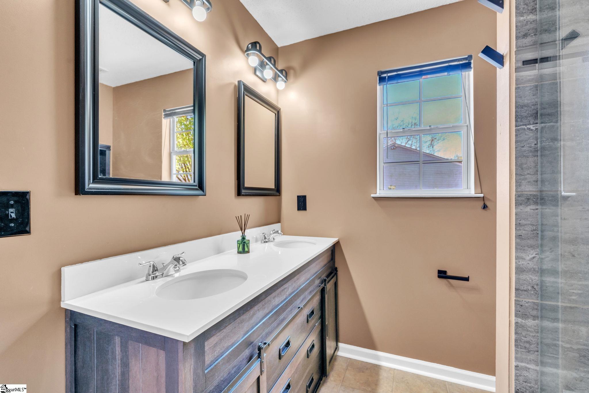 44 Reedy River Way Greenville, SC 29605 - Photo 13 of 32 Gallery Image 13