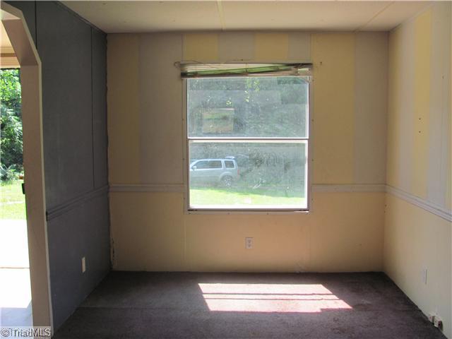 159 Howell Road Pilot Mountain, NC 27041 - Photo 7 of 15 Dining Room.