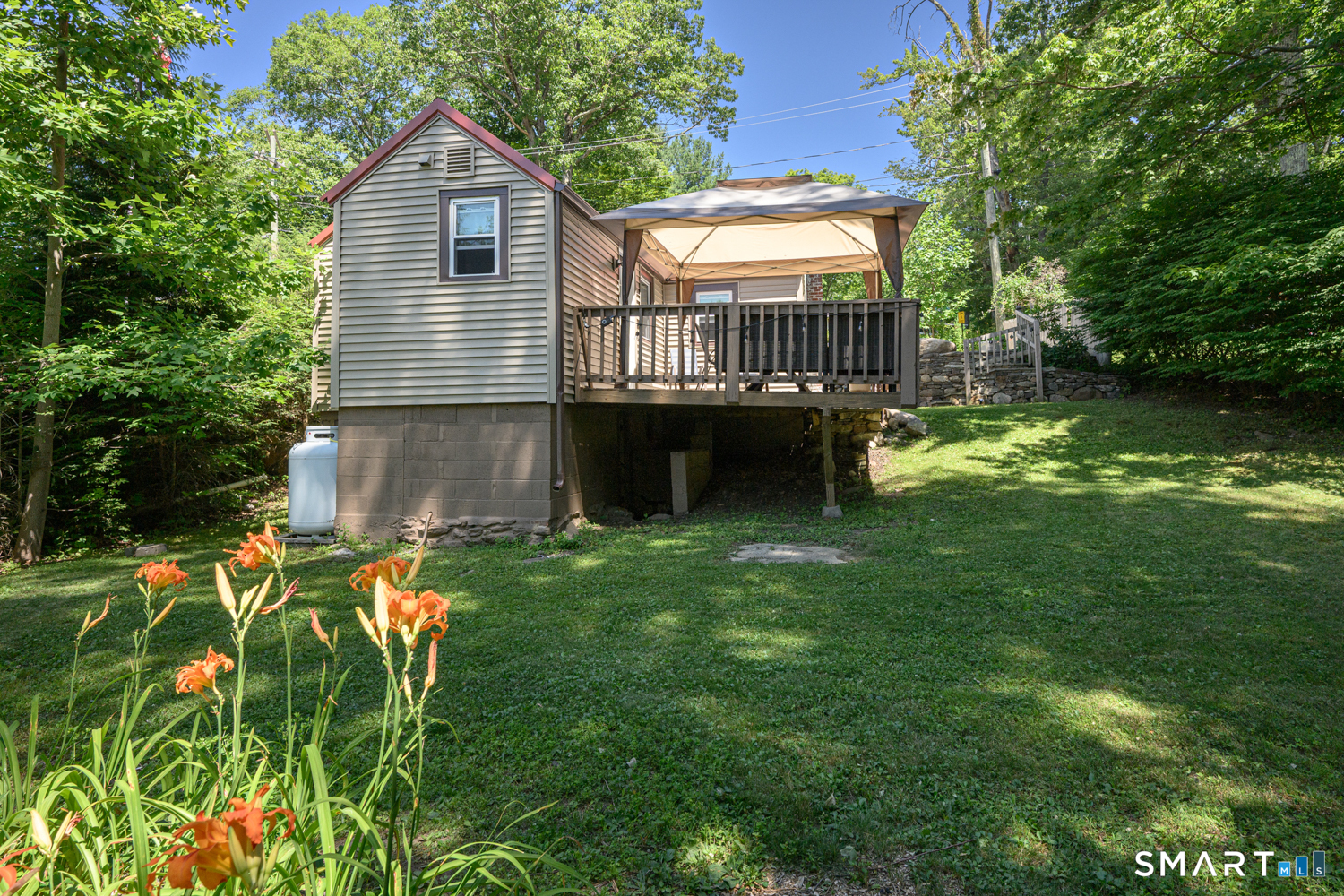 27 Dilliston Road New Hartford, CT 06057 - Photo 8 of 40 Gallery Image 8